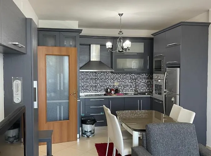 Center With View One Bedroom Pogradec